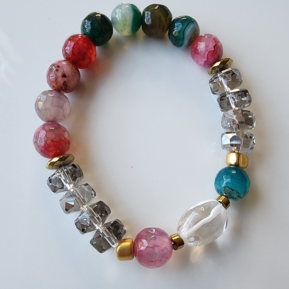 Multicolor Beaded Bracelet - Picture 2 of 6